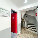 11 - Studio Champs-Elysees